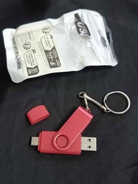 فلاش ميموري • ١٢٨ جيجا