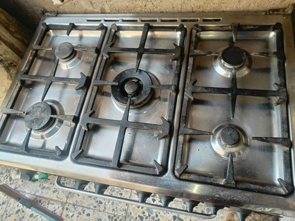 السلام عليكم مكلف بالنشر 
طباخ ايطالي نضيف السعر 150 الف 
*********** ابو سجاد الساعدي
