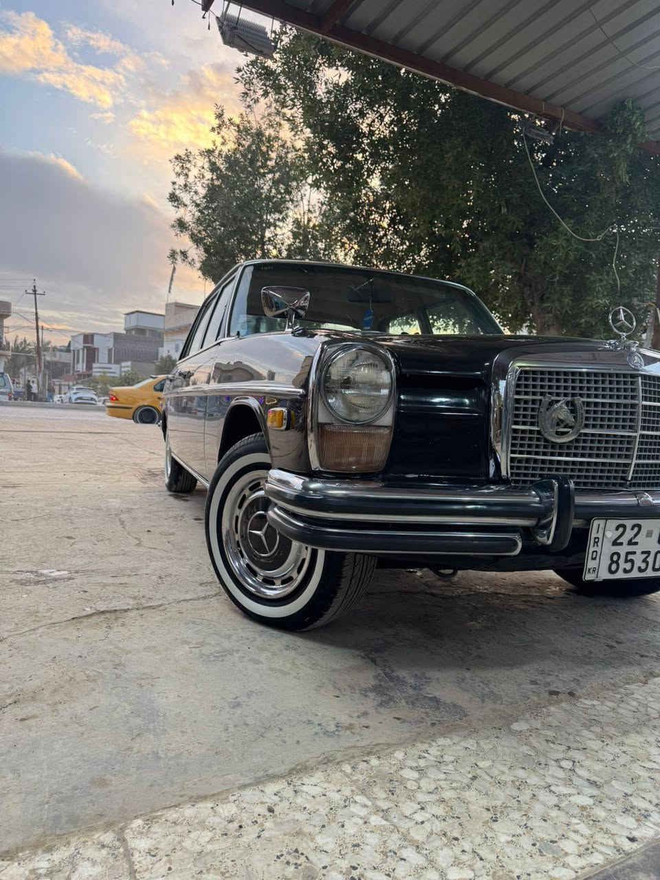 السلام عليكم ورحمة الله وبركاته.
مارسدس موديل ١٩٧١ كير تعليك مكينه ٦ سندر السياره جديده كلش دخول جديد كلها على وضع الشركه مابيها برغي نقص السعر ١١٥ وبيها مجال وخادم ***********
