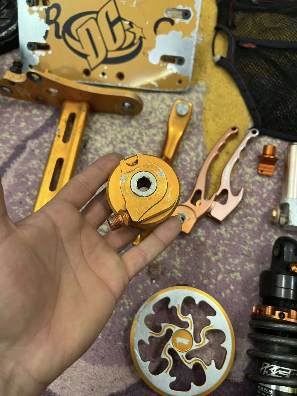 تزويد ماكس مشمشي كلشي وسعره توصيل موجود ***********
