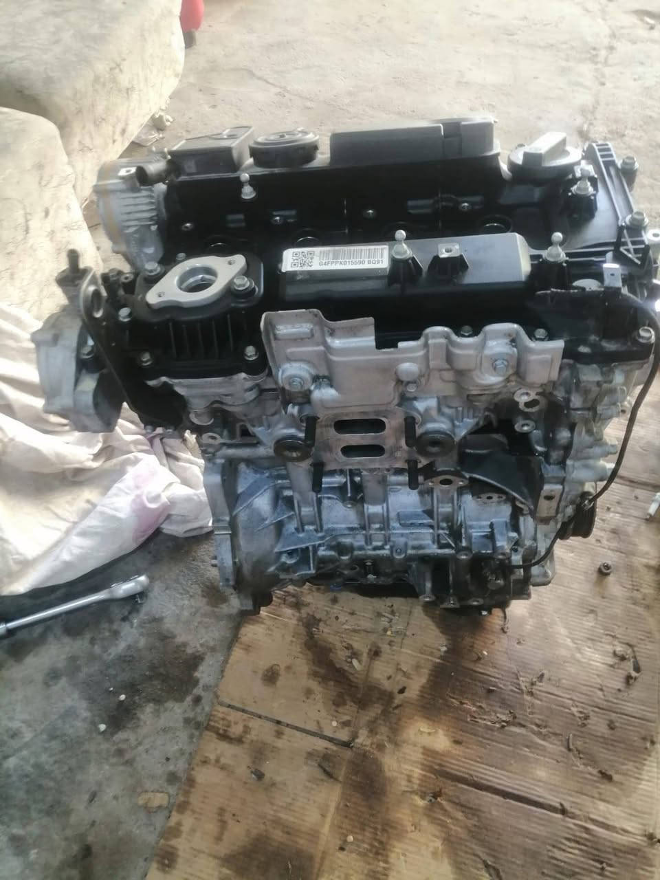 السلام علیکم محرك كي 5لبيع مديل ٢٣ محرك مفتوح مبدل طخم بستم وكاله اصلي ستندر  بدون كص ستندر محرك حاويه فقط بس بستم مبدل ظمان ١٠ يوم سعر ٧ورقات مكان ناصريه مركز ***********
