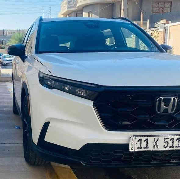 السلام عليكم 
عشاق الياباني.
للبيع 
هوندا  C-R-V.
موديل. 2024
_سبورت ..هايبرد+بانزين.. كشن كهرباء .. فتحه .. بصمه .. رادارات مواصفات السبورت معروفه
محرك 2.0 هايبرد 
فئة SPORT
مواصفات
فتحة
بصمة
كشن كهرباء
زنون 
شاشة 
وبيها هواية مواصفات 
ماشية. 19 كم
رقم بغداد مشروع وطني باسمي تحويل مباشر. 
حادثه موضح بالسونار صور السونار مرفقه
السعر. 21..$.وبيه مجال
مكان السياره فلوجه. 
***********
***********
***********
