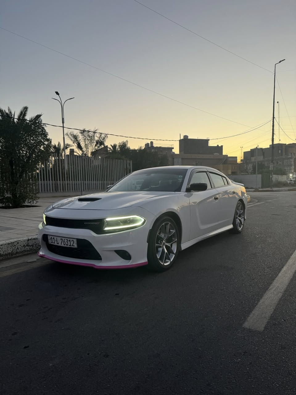 جارجر 2020 gt. اصل
رقم بغداد بأسمي 

مواصفات / 
كاميرا خلفية
تحكم على المنحدرات
تدفئة المقاعد 
شاشة كبيرة
مانع انزلاق
كشنات جلد ابيض
ابل كار بلي 
تشغيل عن بعد
شفتات ستيرن

حادث امريكا/
بنيد  + باب تبديل وكاله اصلي

السعر / 205$
***********
بغداد الشعب
