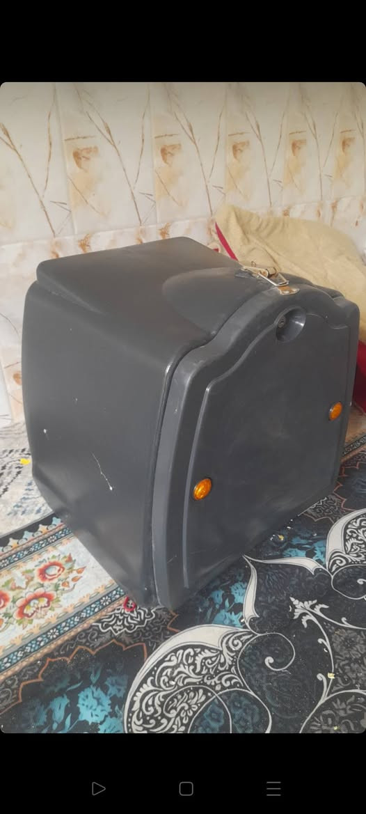 نضيف كلش سعره 35 بي مجال
مكاني حي طارق ***********
