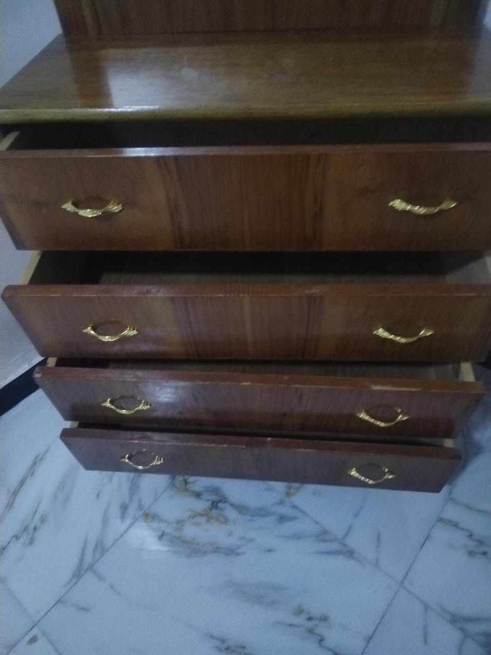 ميز مرايه مستعمل صاج ب130وبيه مجال بغداد, العراق


**إذا كنت صاحب هذا الإعلان وتريد حذفه لأي سبب، رجاءا أرسل رسالة إلى الدعم الفني**