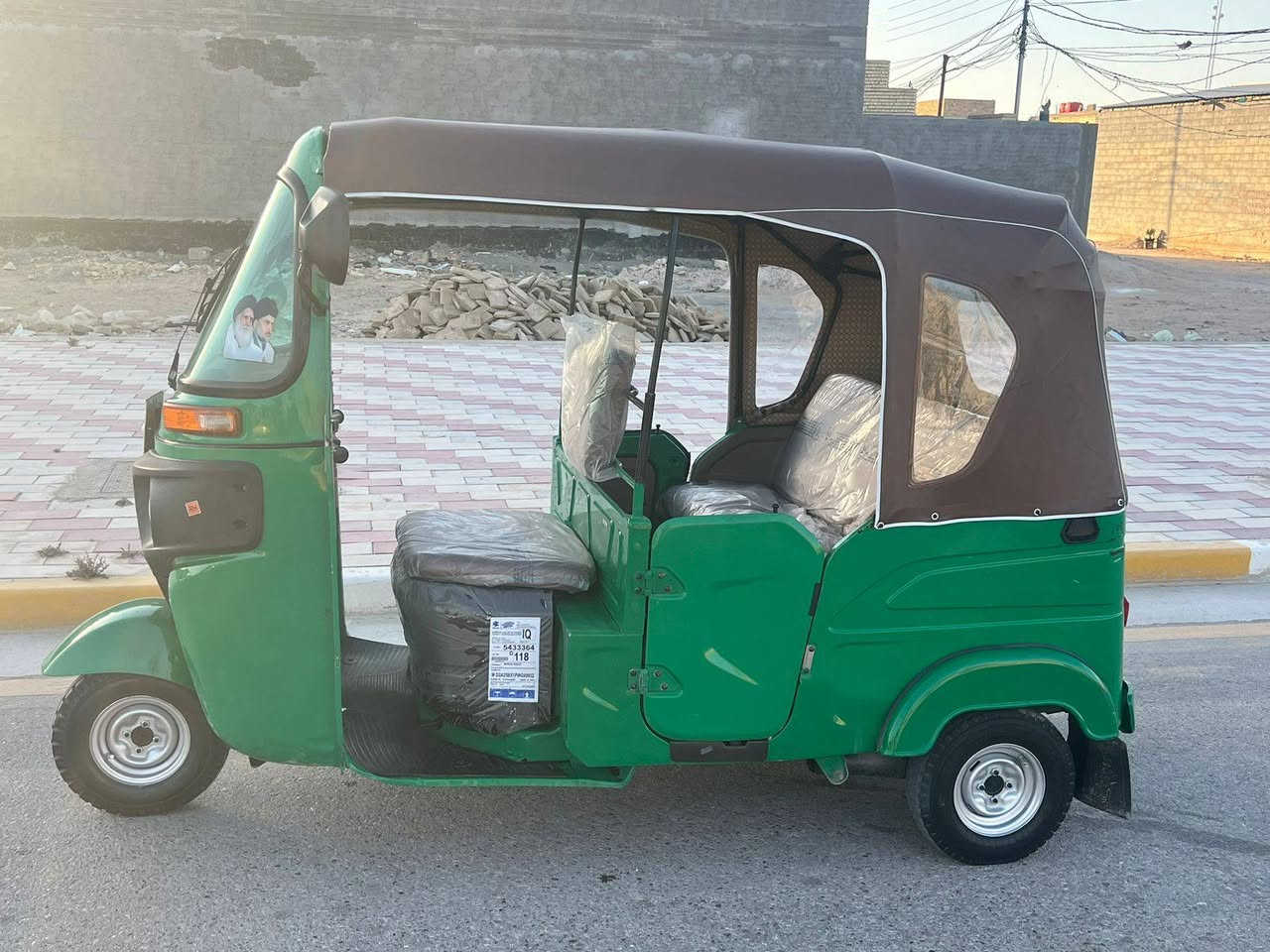 تكتك البيع موديل 22رقم تكتك حلوه نضيفه بيه بسزمساطر الي جوه رجل السايق مرشوشه باقي كفتله عامه سعر 9250مكان كربلاء امن داخلي هاتف ***********8
