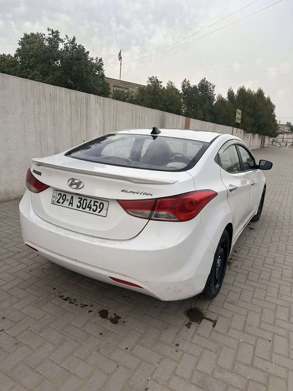 السلام عليكم للبيع النترا موديل 2013 خليجي
مكينة1600دوش رقم واسط رقم دولي بأسمي تحويلهه بغداد
بيهه قطع صبغ السونار و الصور وفديو كلشي موضح بالمنشور 
مكفولة من الحادث الصبغ اثر تكشير 
مكان السياره بغداد حي اور 
السعر 87$بيهه مجال بسيط
الاتصال ***********
