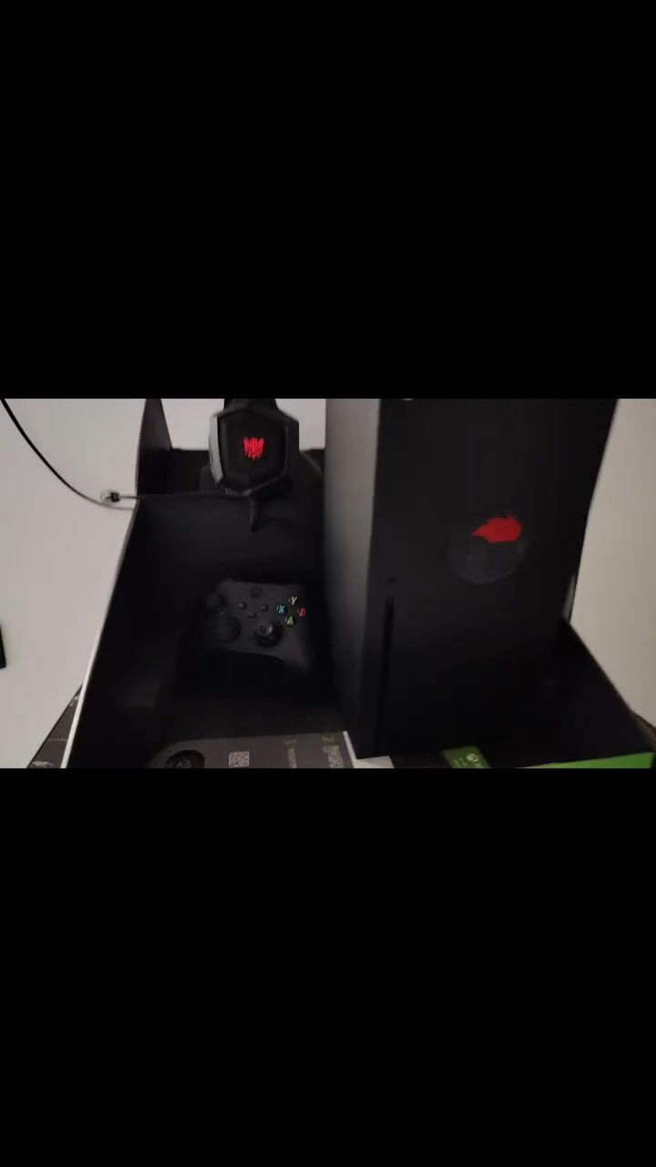 سيريس اكس
4k
120hz
الجهاز اخو الجديد مامفتوح.
الجويستك الاصليه وياه مابيها اي خلل + سماعه محيطيه من شركة K8 بيها RGB أكثر من لون + الجويستك بيها بطاريات شحن.
السعر 730
مكاني موصل


**إذا كنت صاحب هذا الإعلان وتريد حذفه لأي سبب، رجاءا أرسل رسالة إلى الدعم الفني**