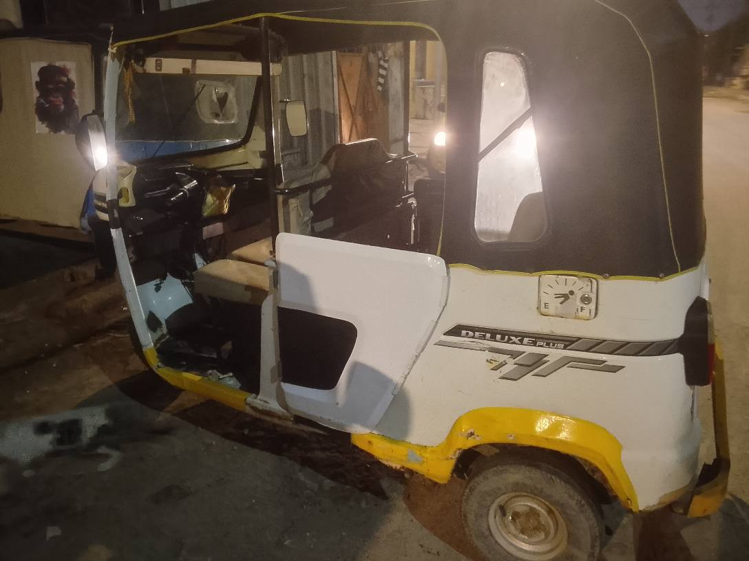 البكان البصرة 5ميل محرك كير اكسن كفاله صارلي اسبوعين من شاد المحرك  الرقم بي وتساب *********** البصرة, العراق
