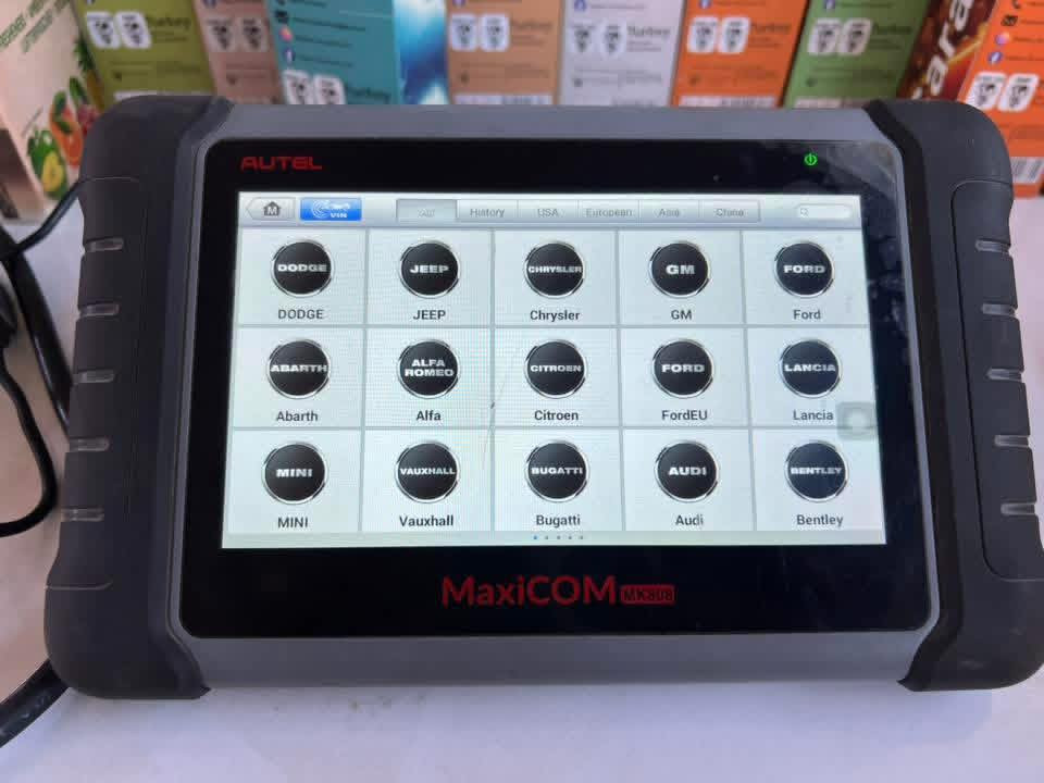 السلام عليكم جهاز فحص اعطال السيارات ماعده الايراني والصيني جهاز نضيف التحديث مالته الحد ٢٠٢١ السعر ٤٠٠ مكاني حي البتول بغداد ***********
