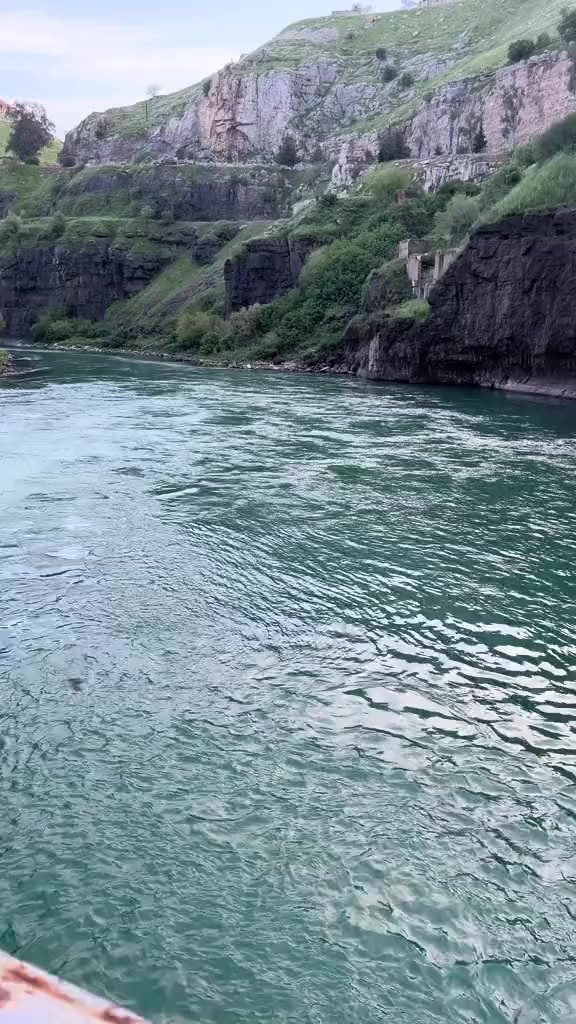 ✨ عروض العيد إلى شمال العراق ✨
مع شركة أنوار الفرات للسفر والسياحة
استمتع بأجمل الرحلات إلى:
📍 أربيل
📍 شقلاوة
📍 عقرة
📍 السليمانية
📍 دوكان
📍 دهوك
📍 زاخو
رحلات مميزة وأجواء عيد لا تُنسى 🌄✨
📞 للاستفسار والحجز:
***********
***********
📍 موقع الشركة:
كربلاء – الحر
قرب مرطبات الحر الرياحي
