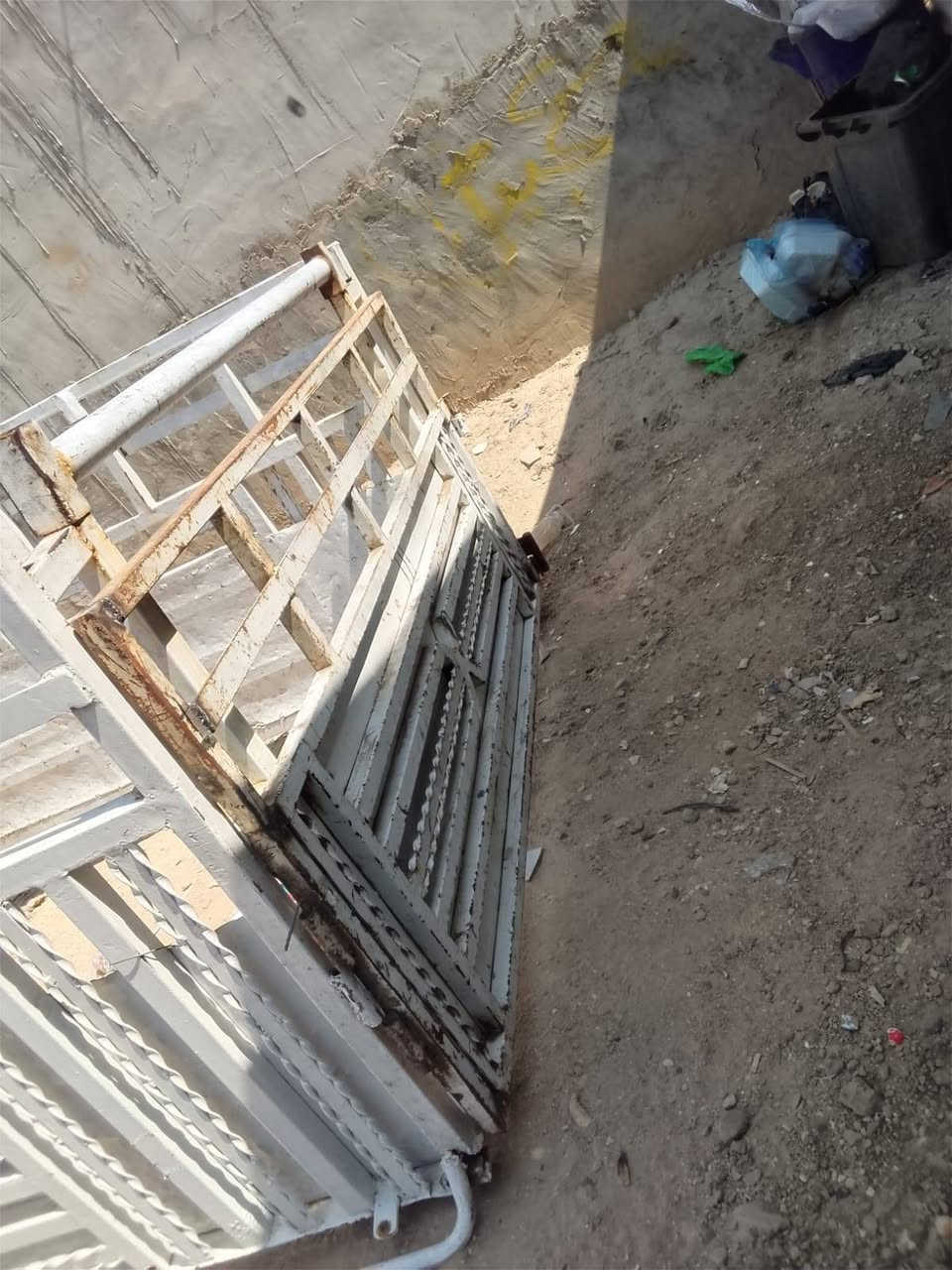 مال نثيه للبيع سعر 200 مكان بغداد عبيدي ***********
