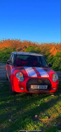 سلام وعليكم ليفان موديل 2012سياره بيها ثلاث قطع صبغ جاملغات اثنين الكد...