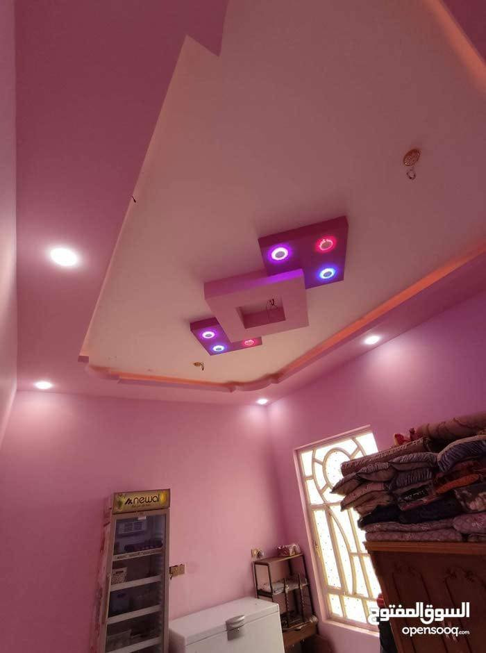 للبيع 
بيت طابقين عدد الغرف 6 عددٍ الصاله 2 مطبخ  ديوانيه هول مجاميع صحيه عدد 3
المساحه 250
ع شارع 8 متر
المكان  حي الملتقى الشرش
***********
