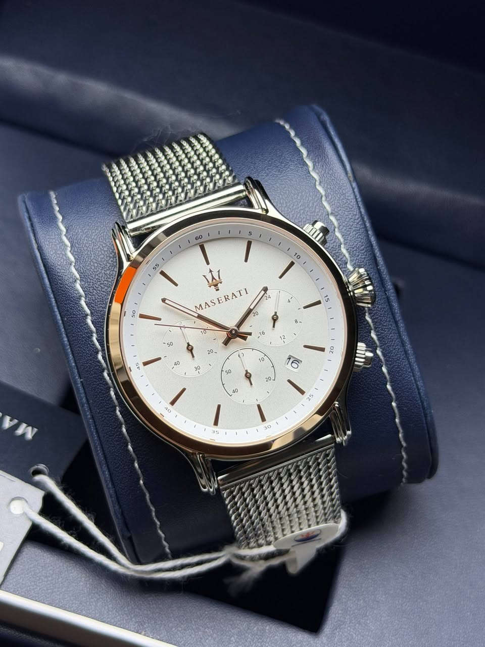 MASERATI
اصلي اورجينال ايطالي 
كاملة المرفقات الاصلية غير مستخدم  
سنتر ثواني منفصل 
تاريخ شهري 
قفل بحري مميز 
زجاج زفير كرستال 
ارقام واميال لامينوس 
مقاومة للماء 100 متر 
ستانلس ستيل بالكامل 
سير حصيرة 

السعر مناسب جدا للمهتمين 

ملاحظة / جميع الصور من تصويرنا للقطعه

uyhUzjyMMZrFWXuPws


**إذا كنت صاحب هذا الإعلان وتريد حذفه لأي سبب، رجاءا أرسل رسالة إلى الدعم الفني**