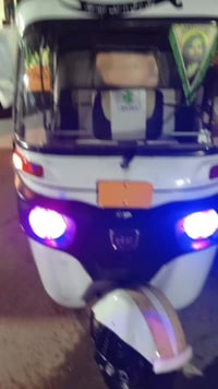 واحد وعشرين 07736339765