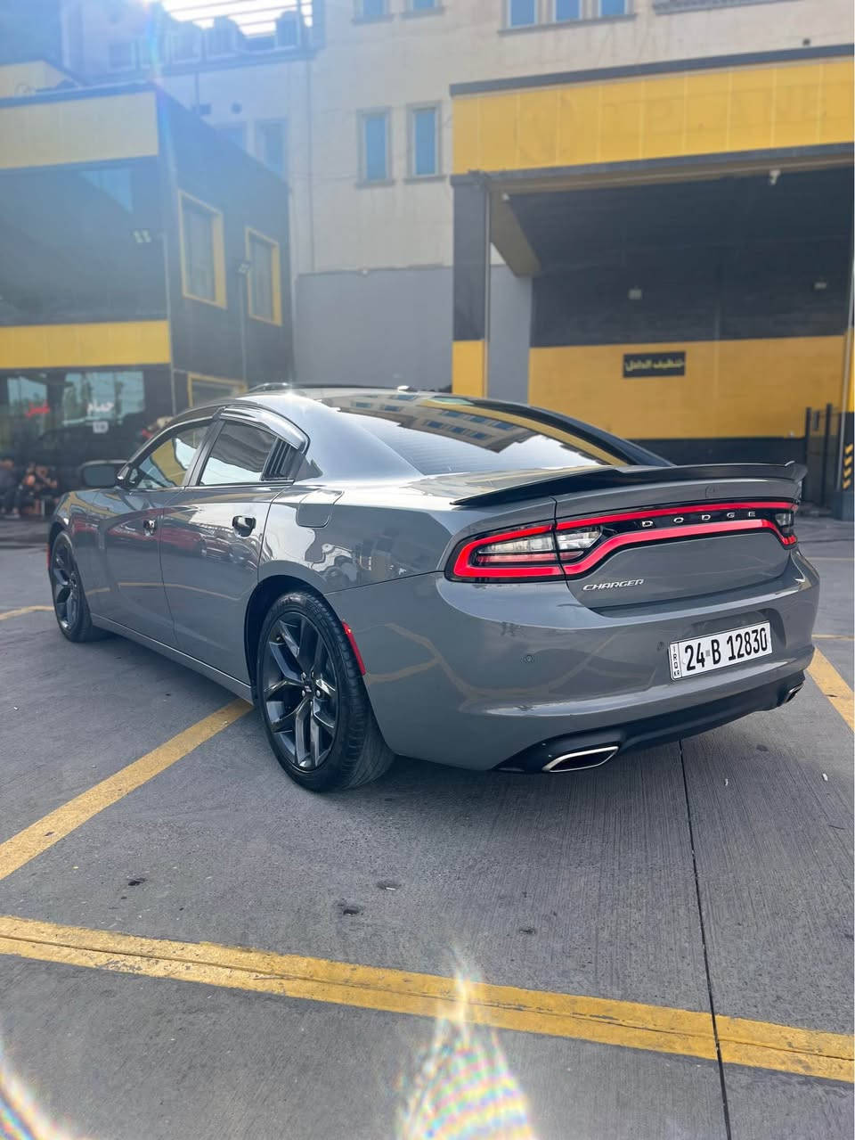 سلام وعليكم اخوان 
سيارة دوج جارجر 
موديل 2019 
لون سمنتي 
مكينه 3600 المرغوب 
سيارة اكس تي بلاص 
يعني فول فول
داخل احمر  
سيارة بدون صبغ بدون تعديل كلين تايتل  وارد كندي
رقم جديد هزه وفحص وكله جديد
سيارة كلش نظيفه وستخدام شخصي تعال وشوف بعينك
سعر سيارة 265 وبيها مجال للطيبين 
مكان سياره اربيل 
الاتصال ***********فقط وتساب وخط 
*********** أربيل, العراق
