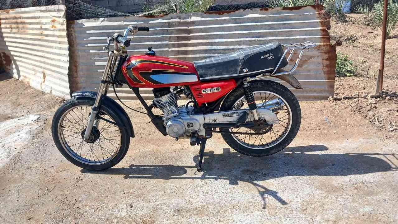 سلام عليكم للبيع دراجه   نامه     دوات مكفوله من سرقه.  سعر  ٣٢٥      .مكاني البصره ابي الخصيب   رقم الهاف ***********
