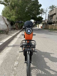 دراجة R10 للبيع السلام عليكم دراجه R10 موديل 2024  تجي 5 بطاريات كرافي...