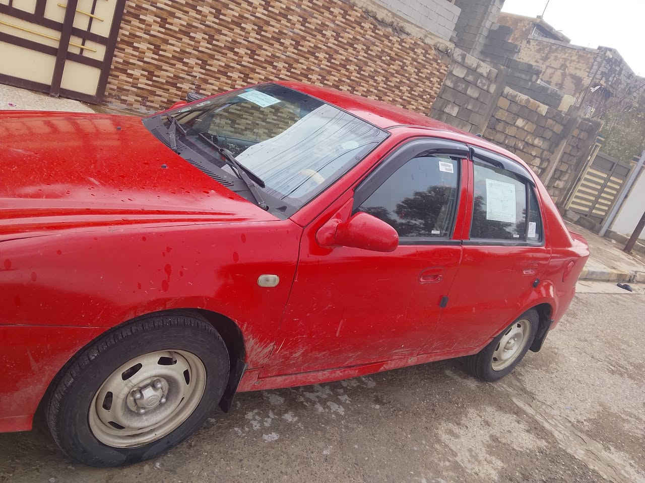 سيكي موديل 2013
مصبوغة بخ جماليه فقط مكفوله من ضربه 
كير ومحرك خير من الله 
سعر 39 وبيها مجال شي قليل 
شراي اتصل ***********
***********
