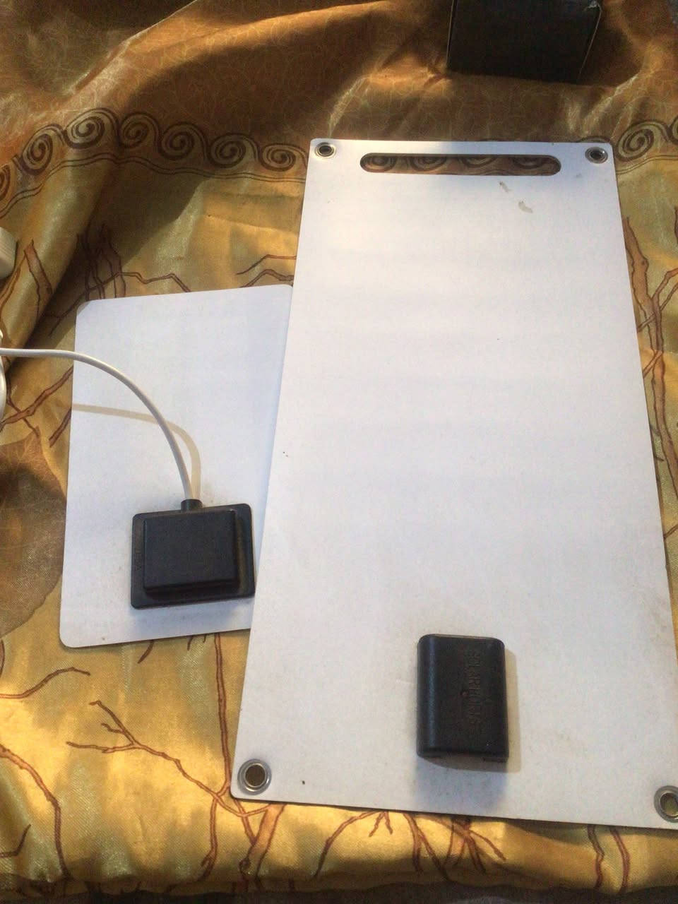 لوحتين طاقه شمسيه وياهن قطعه تخصهن سعرهن كلهن ١٥الف


**إذا كنت صاحب هذا الإعلان وتريد حذفه لأي سبب، رجاءا أرسل رسالة إلى الدعم الفني**