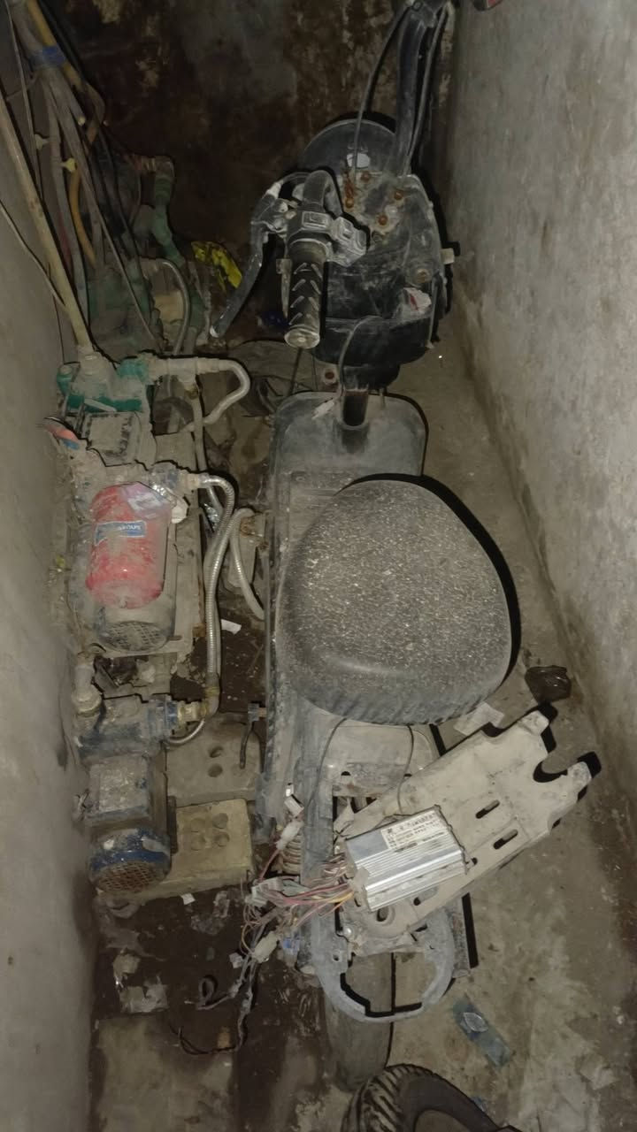 سلام عليكم دراجه شحن حجم 14 كوم حديد تجي تحمل وتروح سعرها 50 وبيها مجال وشاحنتها موجوده
مكاني بغداد شارع فلسطين 
***********
