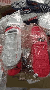 عروض مستمره نعالات اطفال بالف عنوانه بغداد الزعفرانيه خلف سوق الهوى مق...