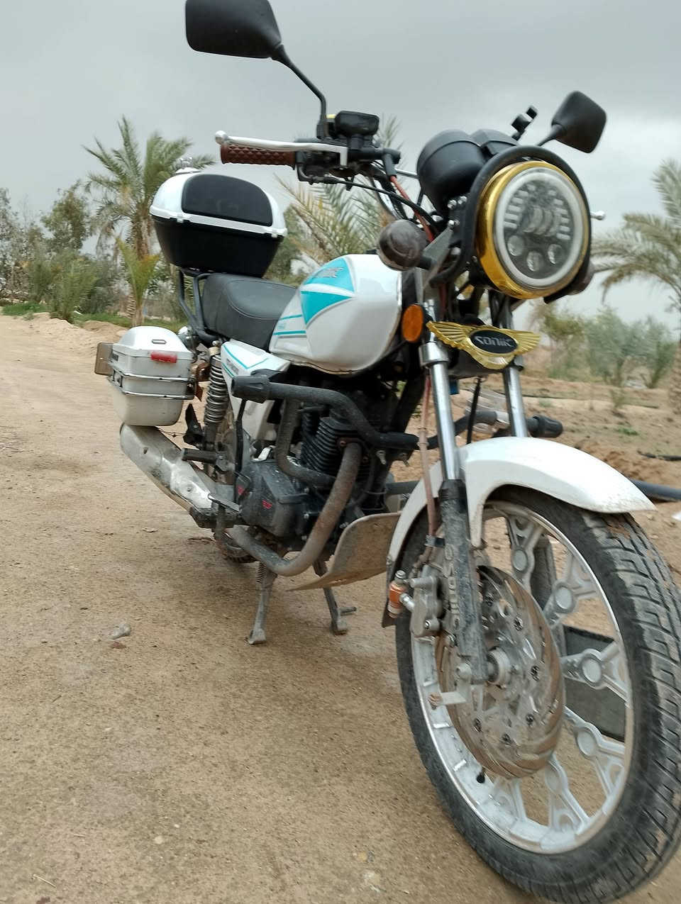 السلام عليكم دراجة سيفان موديل 2025 طالعة هاي السنة بل1 
مرقمة باسمي مداور باسمك شوكت ماتحب مكاني نجف شارع المعمل سعر 2000 مليونين وبيهة مجال قليل دراجة جديدة حيل واحلا من الصور ‏‪0781 367 1724‬‏
