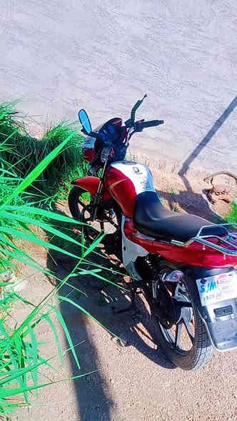 السلام عليكم للبيع موطور سايم 2017نكره سلف بيه وراق الرقم ***********
@إشارة
