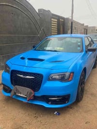 13 محدث 22  محرك 8 هيمي سياره كلها رياضي  متوم ارقام وسنويه جاهزه  كصة...