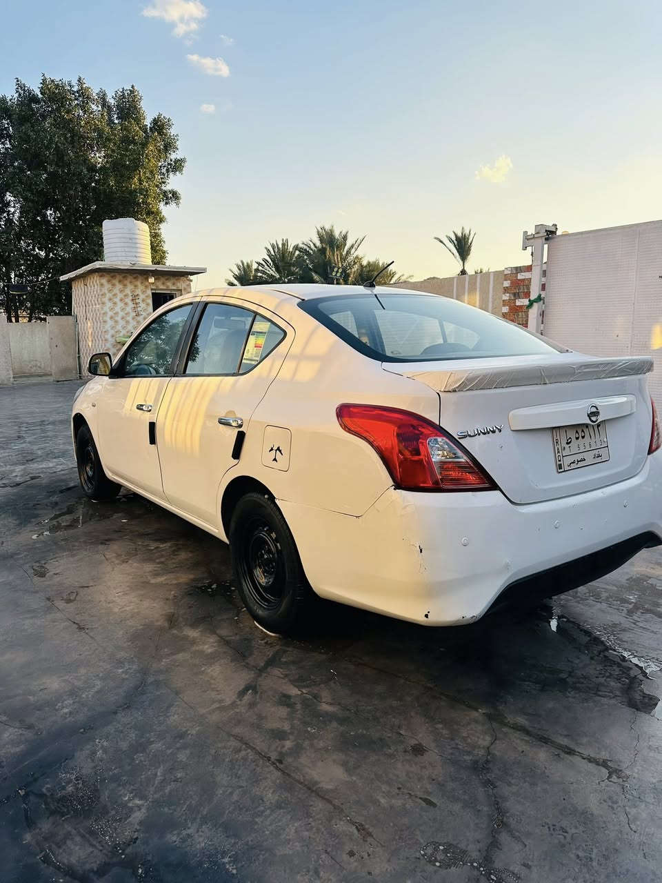 سلام عليكم 
نيسان صني ٢٠١٨ رقم بغداد سنويه ٢٨
سياره مكينه كير صدر تخم تايرات 
بيه جاملق لأمامي بدل وجاملق الخلفي 
بي صبغ جهت العبري وباقي مكفوله 
بدون دواخل ماشيه ١٤٦ سياره 
بعد احلا من الصور سعر ٩٠ وبيه مجال 
بكانه بغداد الجسر ديالئ ***********
