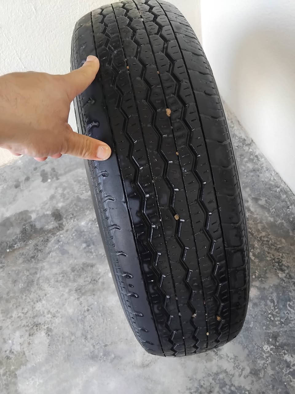 السلام عليكم 
من رخصت الادمن زوج برجستون واحد إنتاج ٢٤ وثاني ٢٣
سعر ١٦٠ الف مكاني بغداد الاعظمية 
***********
