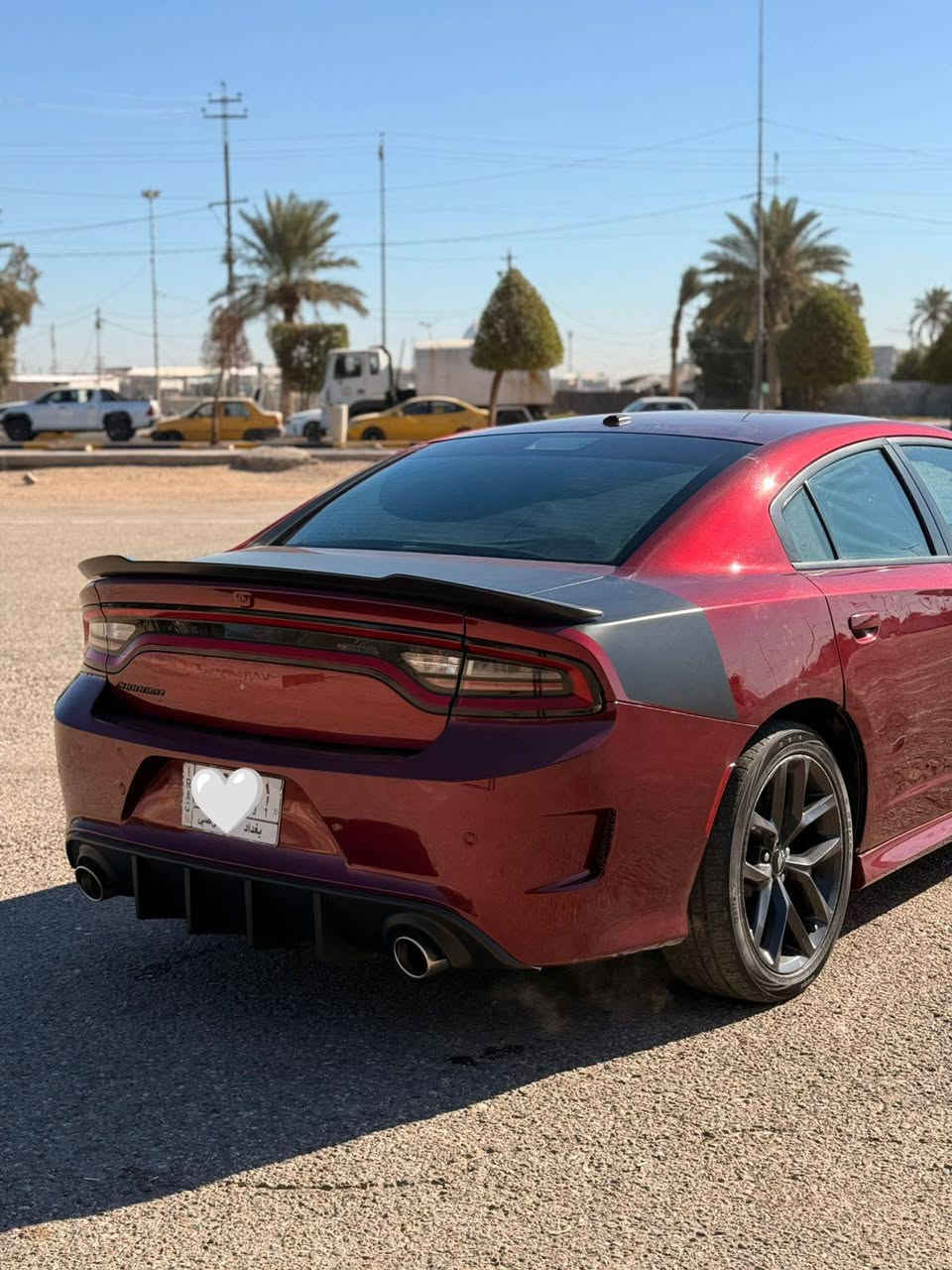 دوج جارجر SXT 
‏2019 اصل السعر💵 210
رقم بغداد تحويل مباشر
اللون:  كرزي 
عداد المسافات 94الف
حادث السيارة بسيط طرف البنيد ونفسه موجود عندي محدثه فتحه
المواصفات:
٦سلندر محرك(٣٦٠٠)
كرسي كهرباء
كشنات جلد
مقاعد حضن
شاشة امامية كبيره اصلية
 اعداد نمط القيادة
نظام اعداد النمط الرياضي
مراة_هيتر 
كامرة خلفية اصلية
شاشة عرض الاعطال
تشغيل عن بعد
كروس سرعة
فول تحكم استيرن(جهتين امامي+جهتين خلفي)
دبل كير(عادي+أوتوماتيك)
ناقل حركة 8 نمر

نظام_سپورت_SPORT
نظام مانع انزلاق ABS
حساس خلفي
نظام تحكم بمستوى الانارة الداخلي
نظام تحكم بمستوى الضوء الداخلي
لايت عدسة
بك لايت LED
ويل_20 
سياره جديده احله من الصور بلعافيه ع ياخذها
‏المكان كربلاء 
***********
