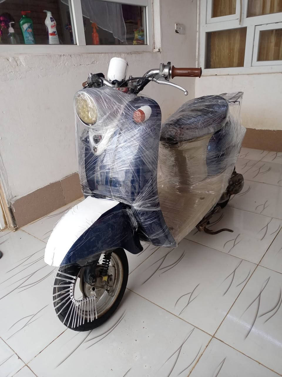 سلام عليكم... مكاني كركوك
دراجه عبد الحليم محرك 60 نثيه محرك مبدل بس بستم بشرط انطي سرعه شلعه فول نضافة فول كابريتر بلادي كل جسمه بلادي كهربائيات سلف نكره تشتغل مابي اي عيب بطاريه جديده تايرات جدد دراجه خير من الله مابي اي نقص للبيع سعر 290 الف بي مجال شراي اتصل ***********
