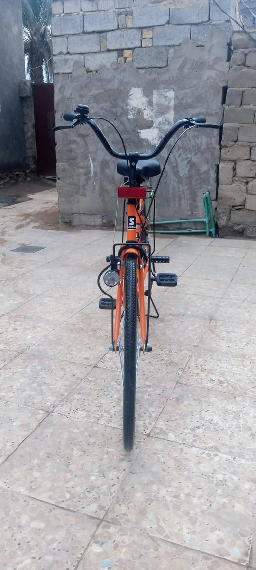 السلام عليكم باسكل للبيع موديل 2021 شركه سانتوس صارلي شهر من اخذته نضيف السعر خاص.. المكان السماوه قضاء الرميثه الرقم لاتصال..  ***********
