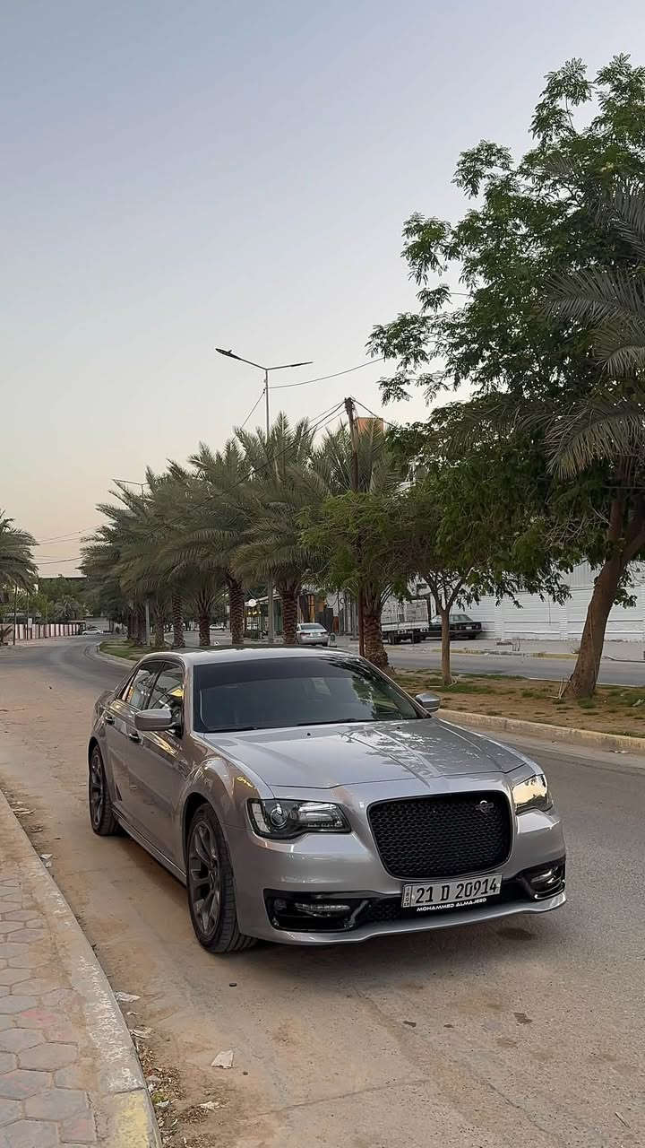 للبيع كرايـسلر اوباما
المواصفات :
الموديل : 2015
الفئة : c300
المحرك 3600
فول مواصفات 
- بنوراما
- كشنات حضن 
- شادلها غرفه مال S
- مقاعد كهرباء 
وباقي مواصفات معروفه 
- ماشيه 105mi 
-شفتات ستيرن
-تشغيل عن بعد 
- تبريد قطعتين 
- حداديه جديده 
-سيرفس كامل جديد
-سياره استخدام شخصي 
-رقم سليمانيه تحويل ثاني يوم
السياره مابيها كل نقص من كل النواحي كهربائيات كير مكينه كله بشرط ربع متصرف عليها برانكيت شاصي مكفول 
السياره بدون صبغ بيها 3 قطع تبديل نفس اللون 
مكان السياره واسط الكوت 
***********
