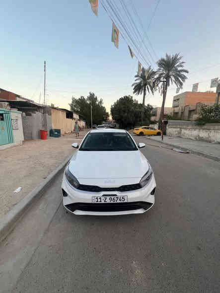 السلام وعليكم من رخصة الأدمن فورتي للبيع موديل 2024 بغداد مواصفات نص فول اشاير بلمري بجم كبس بدون  ايرباك سياقة ذاتية تحديد مسار توقف ذاتي رادار امامي خلفي  شاشة اعطال حادثهة قبق جنطة ومعمر نفسة بدون تبديل ليبل واحد سيارة حجر بيئة موجود عنوان بغداد شارع فلسطين سعر البيع 168وبيهة مجال موبايل *********** سيارة ملشي 13ميل
