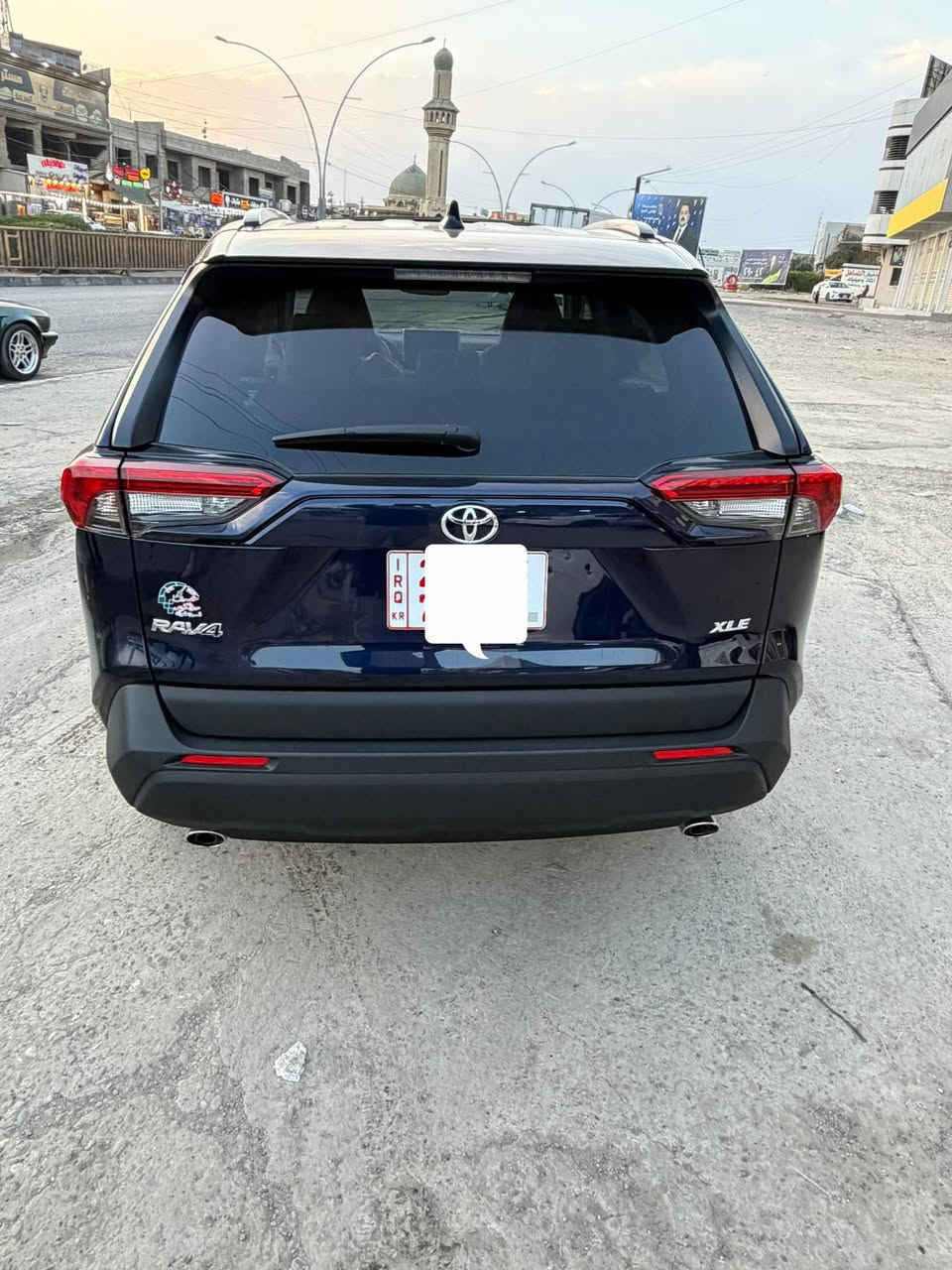 𝐓𝐎𝐘𝐎𝐓𝐀 𝐑𝐀𝐕𝟒 - 𝐗𝐋𝐄 -PREMIUM -- 𝟐𝟎𝟐3
تويوتا - راف 4 - XLE بريميوم 
* حجم المحرك: 2.5L 
* فتحة سقف
* بصمة تشغيل 
* صندوق شفط كهربايي 
* كشن تدفئة  للسائق والراكب الامامي
* كاميرا خلفي
* هاند بريك بصمة
*  اوتو هولد Auto Hold
* رادار امامي (تحديد مسار)
* رادار جانبي (نقاط عمياء)
* نظام : Eco
* نظام : Normal 
* نظام : Sport
* كشن السائق كهربائي
كشنات جلد 
كشاف ضبابي
السعر:245$
رقم  الهاتف: ***********
مكان السيارة نينوى
حادث مبدل جاملغ وصبغ شبر واحدحافةالبنيد ايرباك  ستيرن فقط
