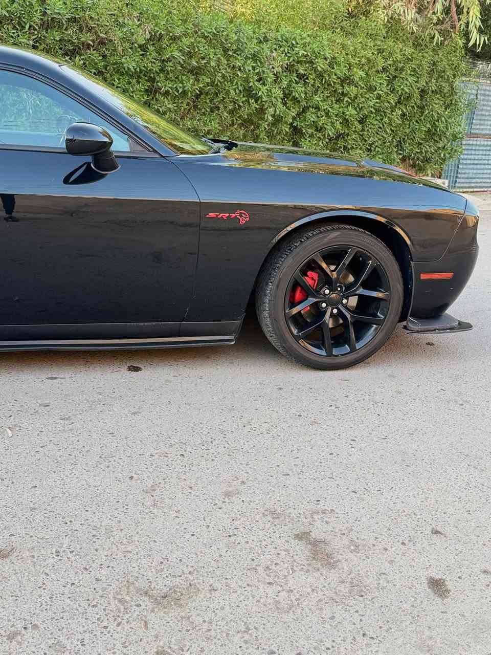 السلام عليكم ورحمة الله وبركاته 
جالنجر موديل 2020 SXT
مكينه 3.6L/V6
السعر  153$ وبيها مجال بسيط
رقم بغداد بـ اسمي شخصياً
كشنات جلد احمر واسود
شاشه كار بلي
نظام سبورت
منظومة زنون
تخم تايرات جديد
تبديل دهن جديد ادنول
حداديه صدر امامي خلفي
گير مكينه اكسل تبريد كفاله
صور الحادث مرفقه بالمنشور
3 قطع جاملغ جهة السايق والباب وجاملغ خلفي
العنوان :بغداد الامين الثانيه
واتساب او مباشر الاتصال

***********
