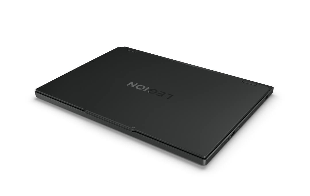 💻 Lenovo Legion 5 – 15IRX10
🔹 المعالج (CPU):
Intel® Core i7-13650HX
14 نواة (6P + 8E) / 20 Threads
سرعة تصل إلى 4.9GHz
كاش 24MB
🔹 الذاكرة (RAM):
24GB DDR5-4800
(2×12GB SO-DIMM)
🔹 التخزين (Storage):
1TB SSD M.2 2242
PCIe 4.0 x4 NVMe
🔹 كرت الشاشة (GPU):
NVIDIA® GeForce RTX™ 5060
سعة 8GB GDDR7
Boost Clock: 2497MHz
TGP: 115W
572 AI TOPS
🔹 الشاشة (Display):
15.3 إنچ WUXGA (1920×1200)
IPS – Anti-glare
سطوع 300nits
تغطية 100% sRGB
تردد 165Hz
Dolby Vision® + G-SYNC®
🔹 المنافذ (Ports):
3× USB-A (USB 3.2 Gen 1 – أحدها Always On)
2× USB-C (USB 3.2 Gen 2 + DisplayPort / USB-PD 65–100W)
HDMI 2.1 (يدعم حتى 8K@60Hz)
مدخل سماعة/مايك 3.5mm
Ethernet (RJ-45)
مدخل الشاحن
الشاحنة 245W
للتواصل *********** فقط واتساب
علما ان الابتوب مستعمل ٥ اشهر فقط وبعده داخل الضمان
