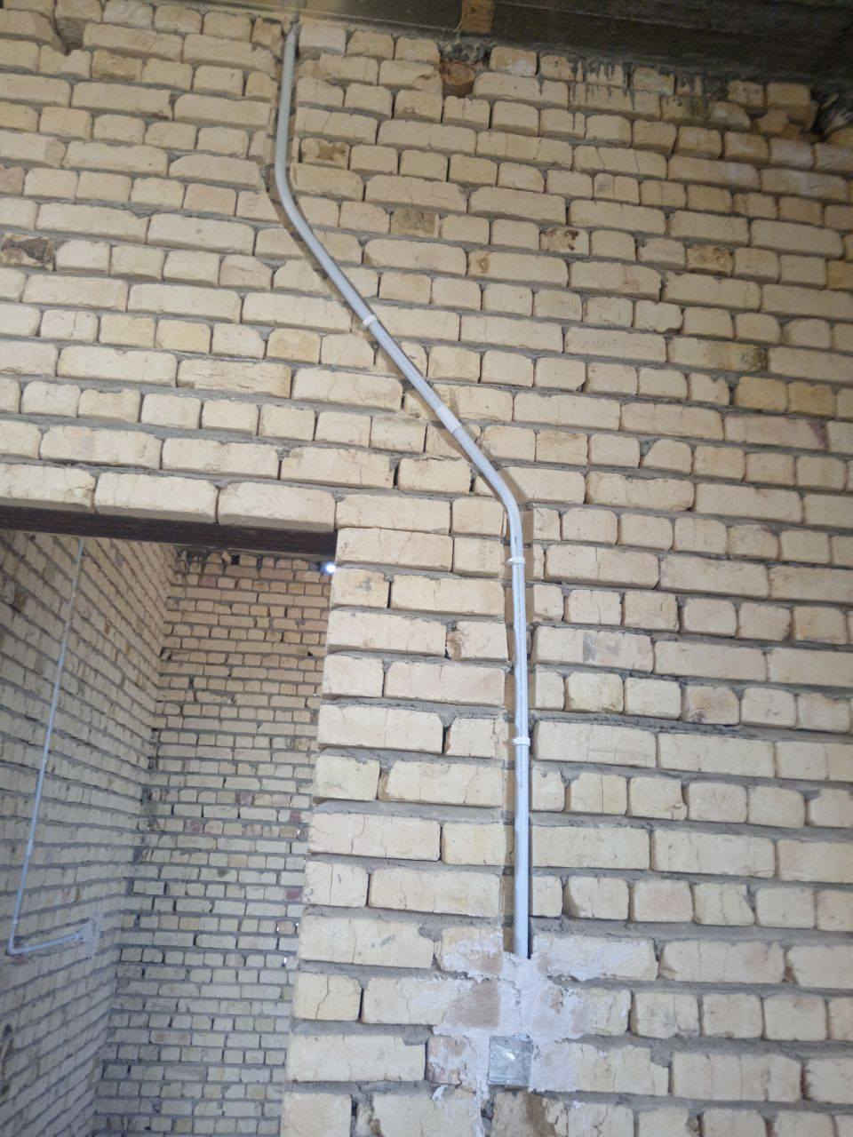 السلام عليكم آخر الأعمال تأسيس كهربا لبيت ٢٠٠ متر يحتوي كلشي سبالت كامرات وتاريث البيت شغل درجه اولى أسعار مناسبه للتواصل ***********
