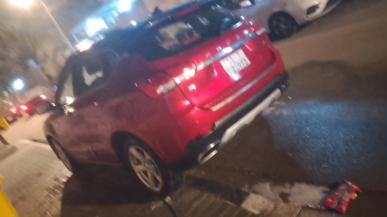 سياره. هافال مديل 2020  بيها ضربه خفيفه بل الجاملق. وزلق بل الباب.  …
الباقي كله مكفول السعر 100وبيها مجال قليل  شرط التحويل 
***********
