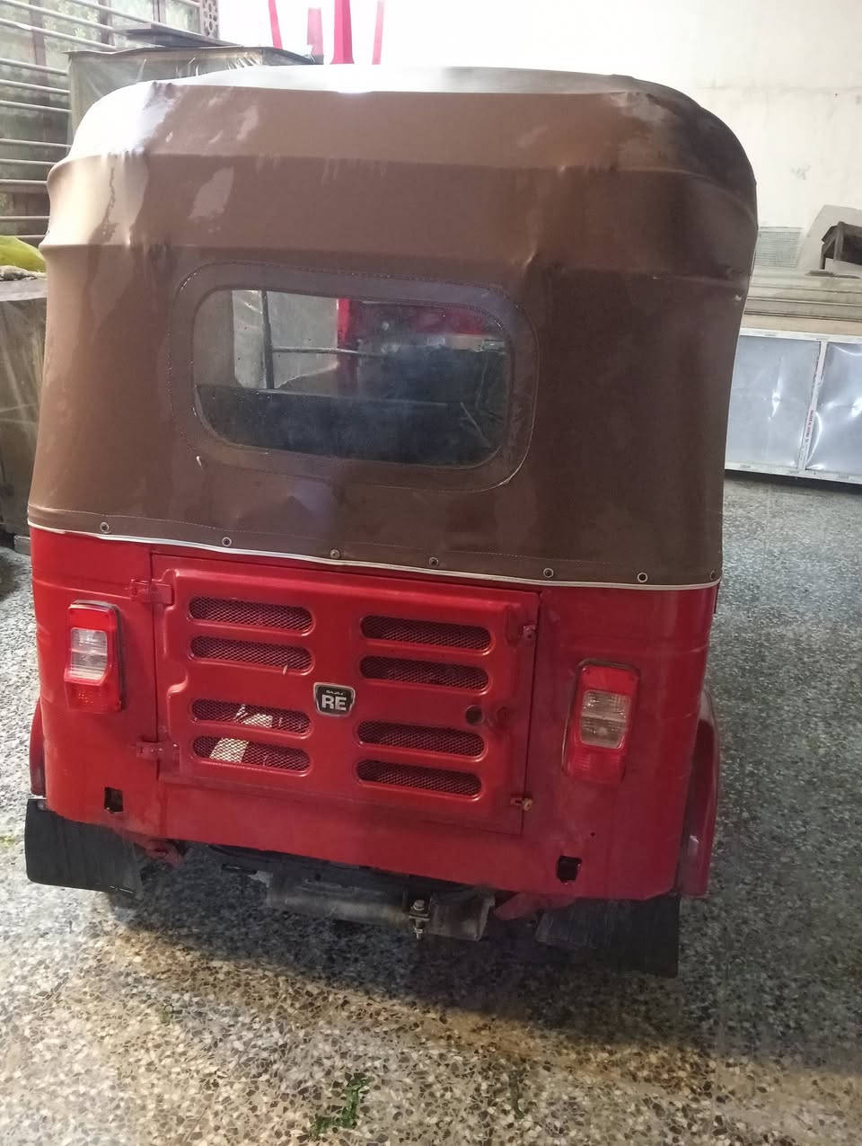 ملاحضه رقم ديالى
ملاحضه رقم ديالى
 السلام عليكم تكتك موديل18شهر 5رقم وسنويه تحويل ثاني يوم مصبوغه عام مصبوغه عام مكينه مفتوحه السعر 5وربع وبيها مجال مكاني بغداد حي البتول شارع مصتوصف حمزه المطيري الرقم ***********
