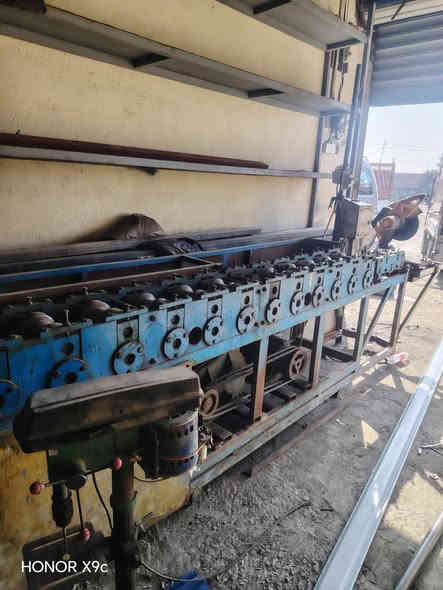 معمل كبنكات كامل كلشي وياه مكينه كتر درين جحوش  التواصل ***********
