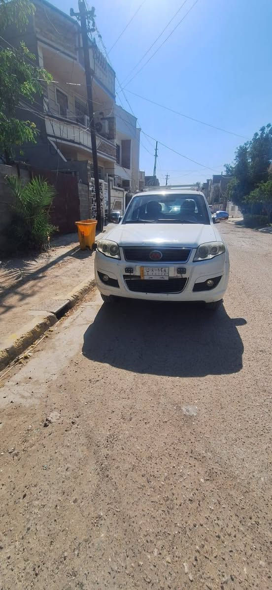 كريت ويل ٢٠١٣ للبيع بيها تنقيص بسيط تبريد صدر كير مكفولة مكان السيارة بغداد  . السعر ٦٠ ورقة. للاستفسار ***********
