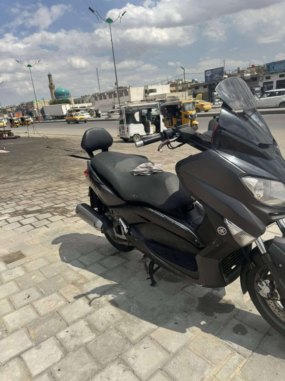 سلام عليكم دراجة اكس ماكس 
رقم وسنوية بغداد 
دراجة خير من الله
عل فيس ما موجود 
هاذ رقمي 
***********
