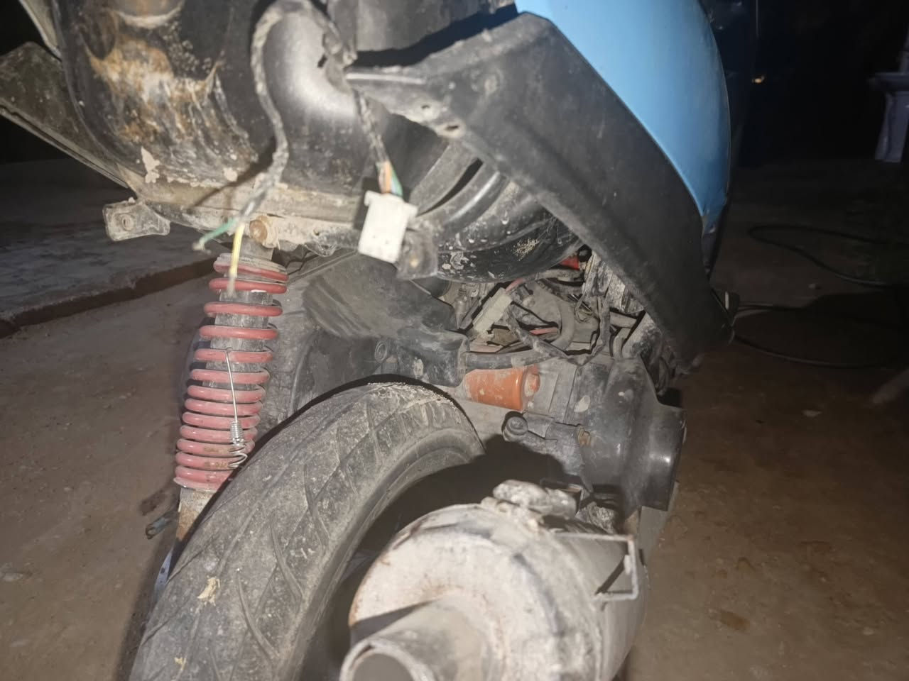 السلام عليكم دراجه للبيع متروكه
دراجه ماكس عدله ياباني جانت تشتغل وطفت هندر يخرط ابيع كوم حديد شاصي مكفول نضيف بوشه 55 ضفيره جديده مكاني كربلاء الحسينيه العطيشي سعر 180 وبيه مجال بسيط الشراي للتواصل واتساب 0783365133


**إذا كنت صاحب هذا الإعلان وتريد حذفه لأي سبب، رجاءا أرسل رسالة إلى الدعم الفني**