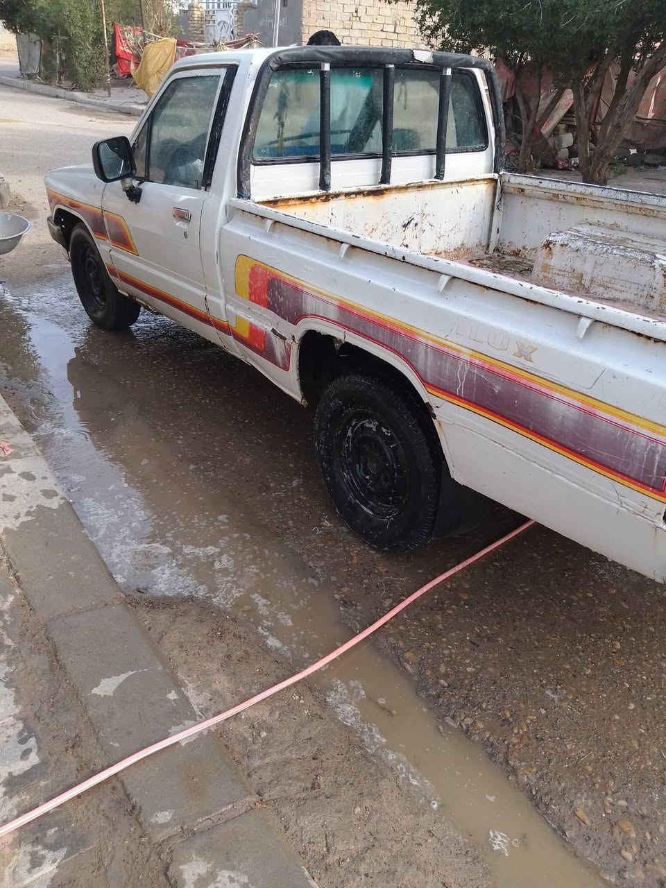 للبيع موديل 78مكفوله مكينه لا تبخير ولا تنقيص مصبوغه جماليه رقمه واصط مكاني عماره  سعره 30وبيه مجال مستعجل على بيعته ***********
