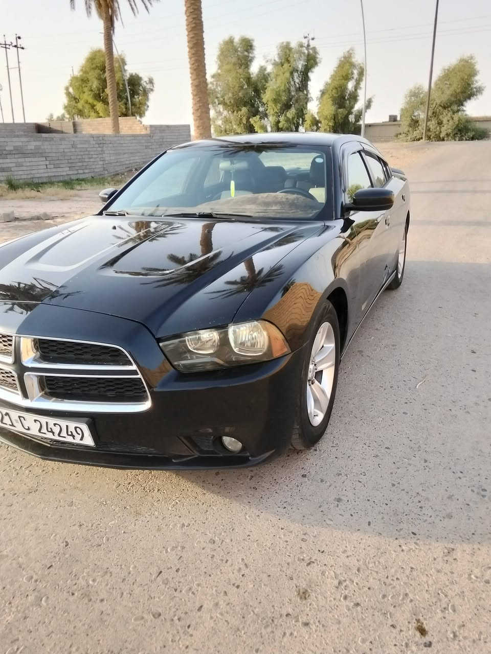 جارجر 11صبغ باب السايق بدون دواخل السعر 155وبيه مجال اتصل فقط ***********
