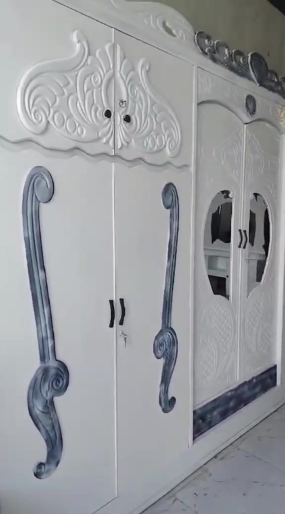 سلام عليكم غرفه صاج صبغ حراري نظافه فول فول بيع شراء مراوس تفاصيل ع خاص***********

